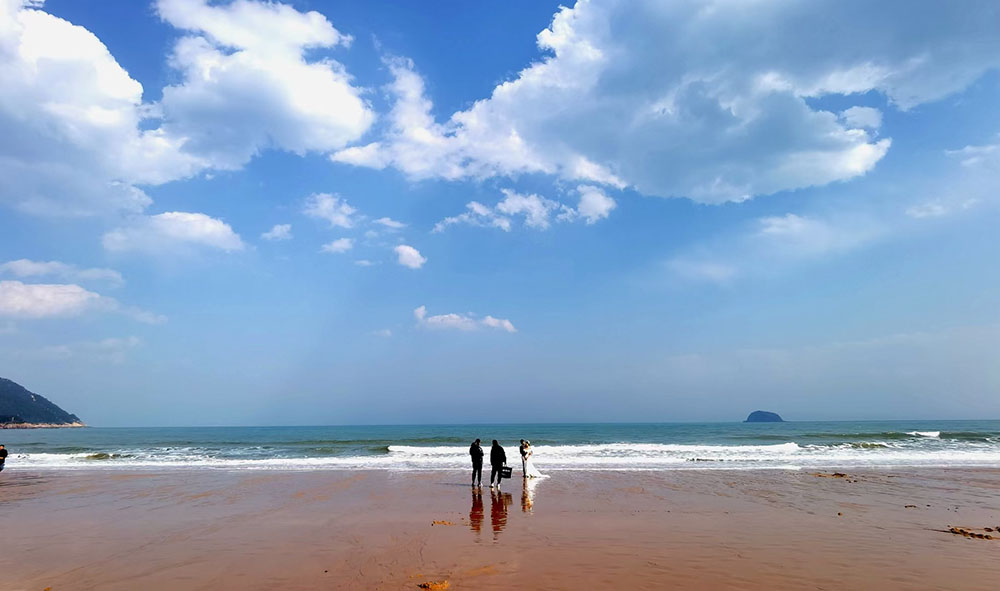 青岛红瓦绿树碧海蓝天 (88).jpg